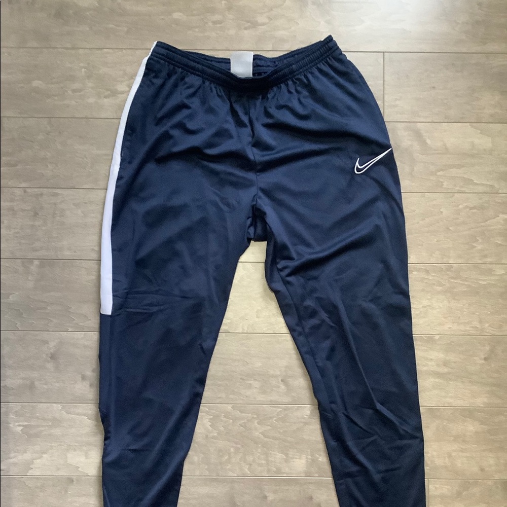NIKE Men’s medium soccer pant